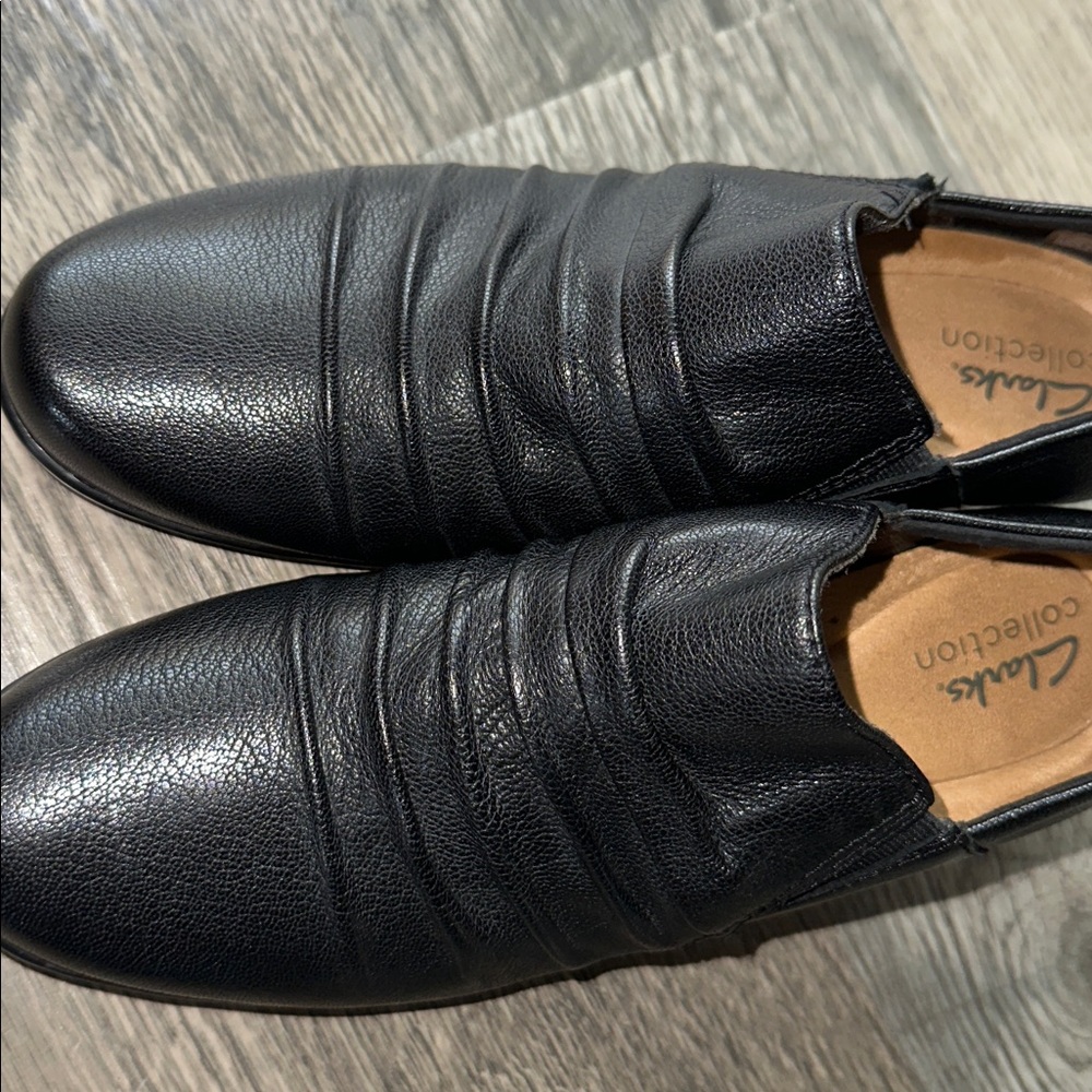 Clarks black Leather Slip-On Loafers chunky heal women’s size‎ 8 - Picture 4 of 11
